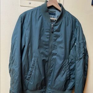 Uniqlo Men's military Green Bomber Jacket